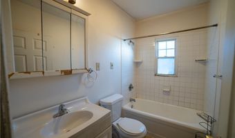 1040 Mercer Ave, Akron, OH 44320