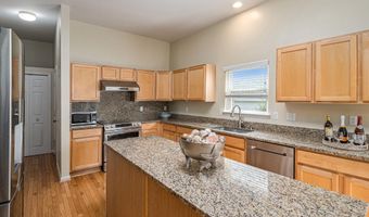 1304 N Bay Dr, Ann Arbor, MI 48103