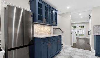 9 COLLEGE Ave, Annapolis, MD 21401