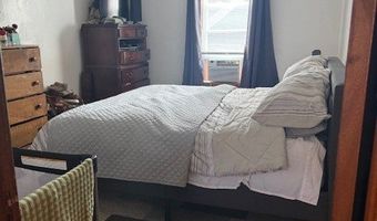 18 Walnut St, Bristol, CT 06010