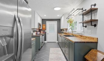 234 Shawnee Dr, Bedford, IN 47421