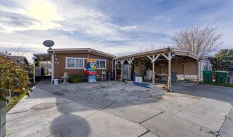985 Villa Way, Fernley, NV 89408