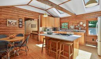 21663 OATLANDS Rd, Aldie, VA 20105