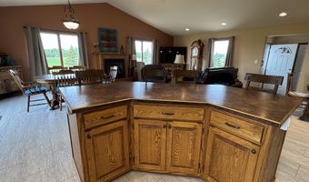 37948 127th St, Aberdeen, SD 57401