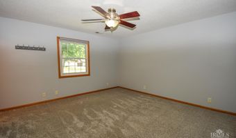 475 Gillcrest Dr, Albany, IN 47320