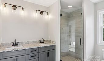 3 Fourth St, Asheville, NC 28803