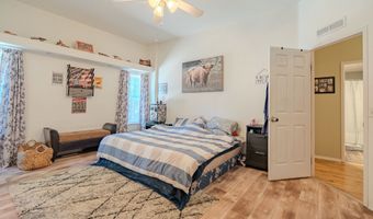 308 SADDLE Rd, Amboy, WA 98601