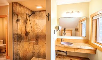 351 Duffers Ln, Cascade, ID 83611