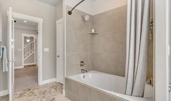 296 S 600 W, Centerville, UT 84014