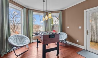 140 RIVER Dr, Appleton, WI 54915