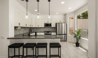 8610 E Silver Rdg, Anaheim, CA 92808
