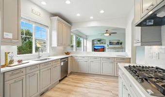 3525 Rinn Valley Dr, Longmont, CO 80504