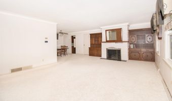 205 N Baum St, Avilla, IN 46710