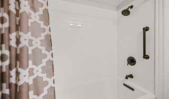 407 INDEPENDENCE Ave SE, Washington, DC 20003