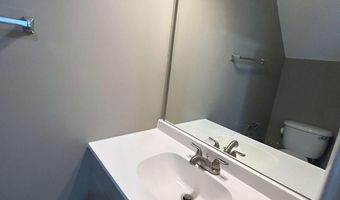 1008 Prestwyck Ct, Alpharetta, GA 30004