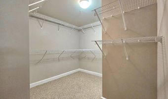 2451 MIDTOWN Ave 219, Alexandria, VA 22303
