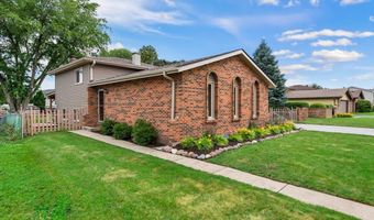 1832 W Woodland Ave, Addison, IL 60101