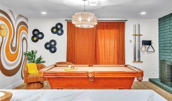425 Golden Valley Dr, Henderson, NV 89002
