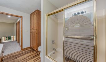 1711 E ROBIN Way, Appleton, WI 54915