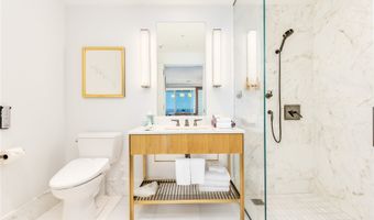 383 Kalaimoku St 3503, Honolulu, HI 96815