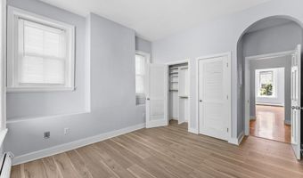 828-834 E Fifth St 4, Boston, MA 02127