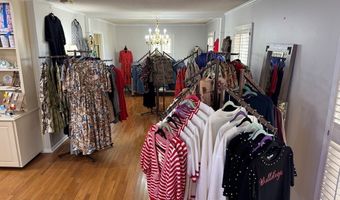 240 Whittle Cir, Ashburn, GA 31714