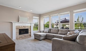 1690 Meadowside Dr, Ann Arbor, MI 48104