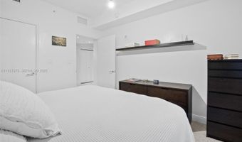 19900 E Country Club Dr 212, Aventura, FL 33180