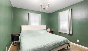 211 12th Ave SW, Austin, MN 55912