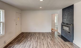 3210 Clifton Ave, Alton, IL 62002