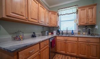 406 PARADISE Trl, Arley, AL 35541