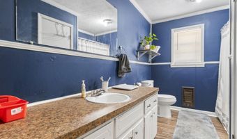 712 Upchurch St, Bald Knob, AR 72010