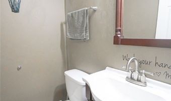1104 Netherton Ct, Amherst, NY 14051