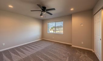 318 11TH St, Bandon, OR 97411