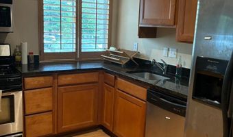 2301 PITTS Pl SE 103, Washington, DC 20020