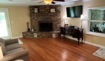 9 Apalachee St, Apalachicola, FL 32320