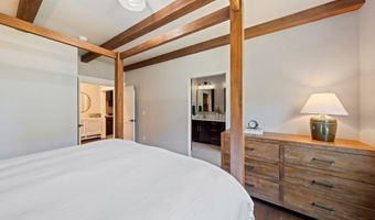 2044 NE Altura Dr, Bend, OR 97701