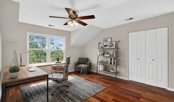 33 Four Oaks Rd, Bedminster, NJ 07921