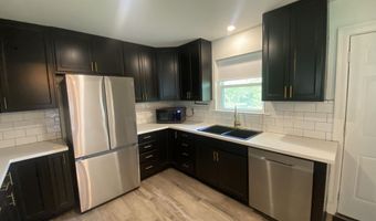 9922 N Parkview Dr, Baton Rouge, LA 70815