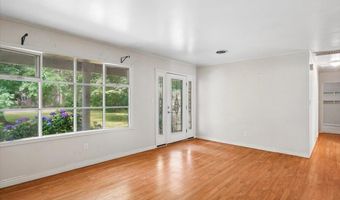 10541 SHADY Dr, Berlin, MD 21811