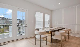 138 SUMMIT POINT Blvd, Bowie, MD 20716