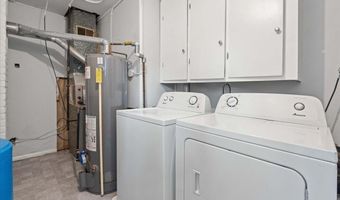 1934 Schlimgen Ave, Madison, WI 53704