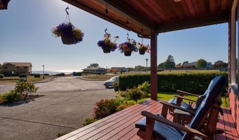 97972 SEA BREEZE Way, Brookings, OR 97415