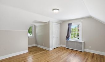 107 Van Rensselaer Blvd, Albany, NY 12204