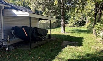 108 Franklin St, Agawam, MA 01030