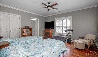 11 Turnbull Ln, Savannah, GA 31410