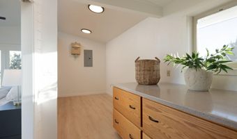22321 McArdle Rd, Bend, OR 97702