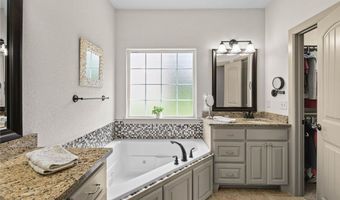 25 Halifax Ln, Bella Vista, AR 72714