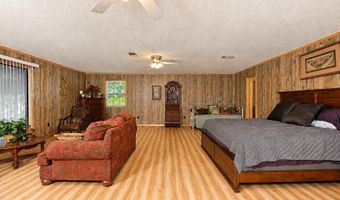 9106 E Swan Lake Rd, Altheimer, AR 72004