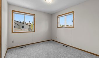 15720 Griffon Path, Apple Valley, MN 55124